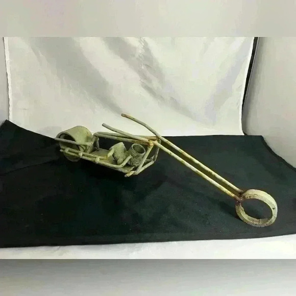 Metal Art Destressed  Motercycle - Picture 4 of 6